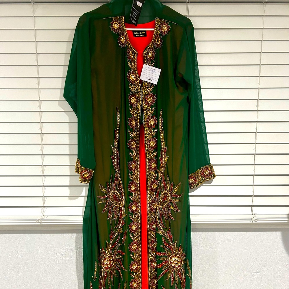 Maxim creation dress